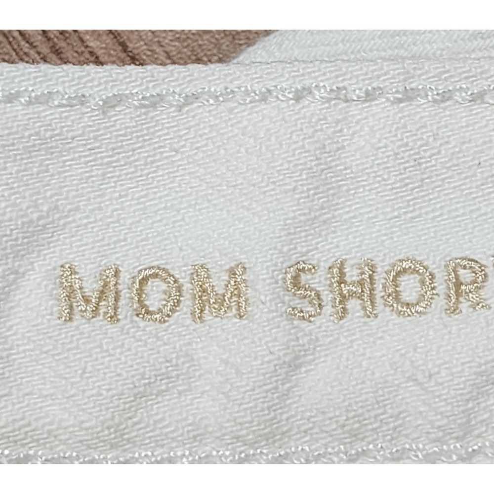 American Eagle White Distressed Mom Shorts‎ High Waisted Shredded Denim Size 4 - Picture 5 of 6